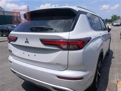 ميتسوبيشي اوتلاندر